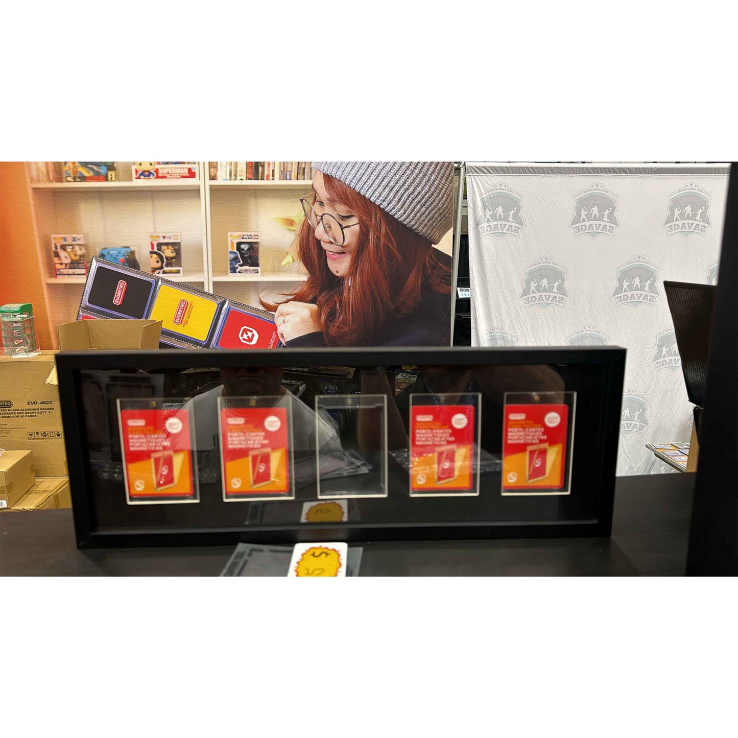 EVORETRO Wooden Display Frame for Cards, Magnetic holder