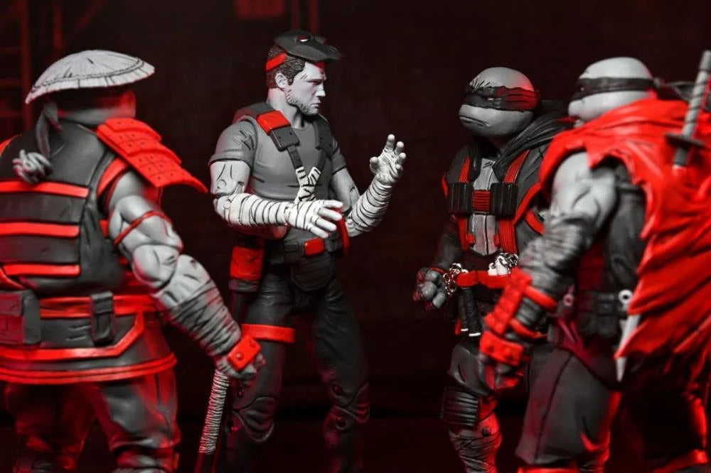 Teenage Mutant Ninja Turtles: The Last Ronin - The Lost Years Leonardo (Nightwatcher) Action Figure