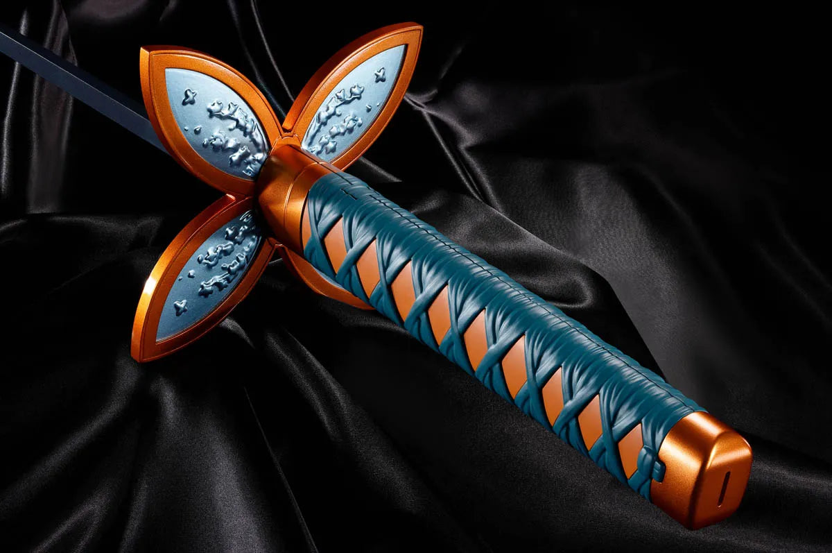 NICHIRIN SWORD (SHINOBU KOCHO) - Demon Slayer: Kimetsu no Yaiba - Proplica (preorder Q3 2026)